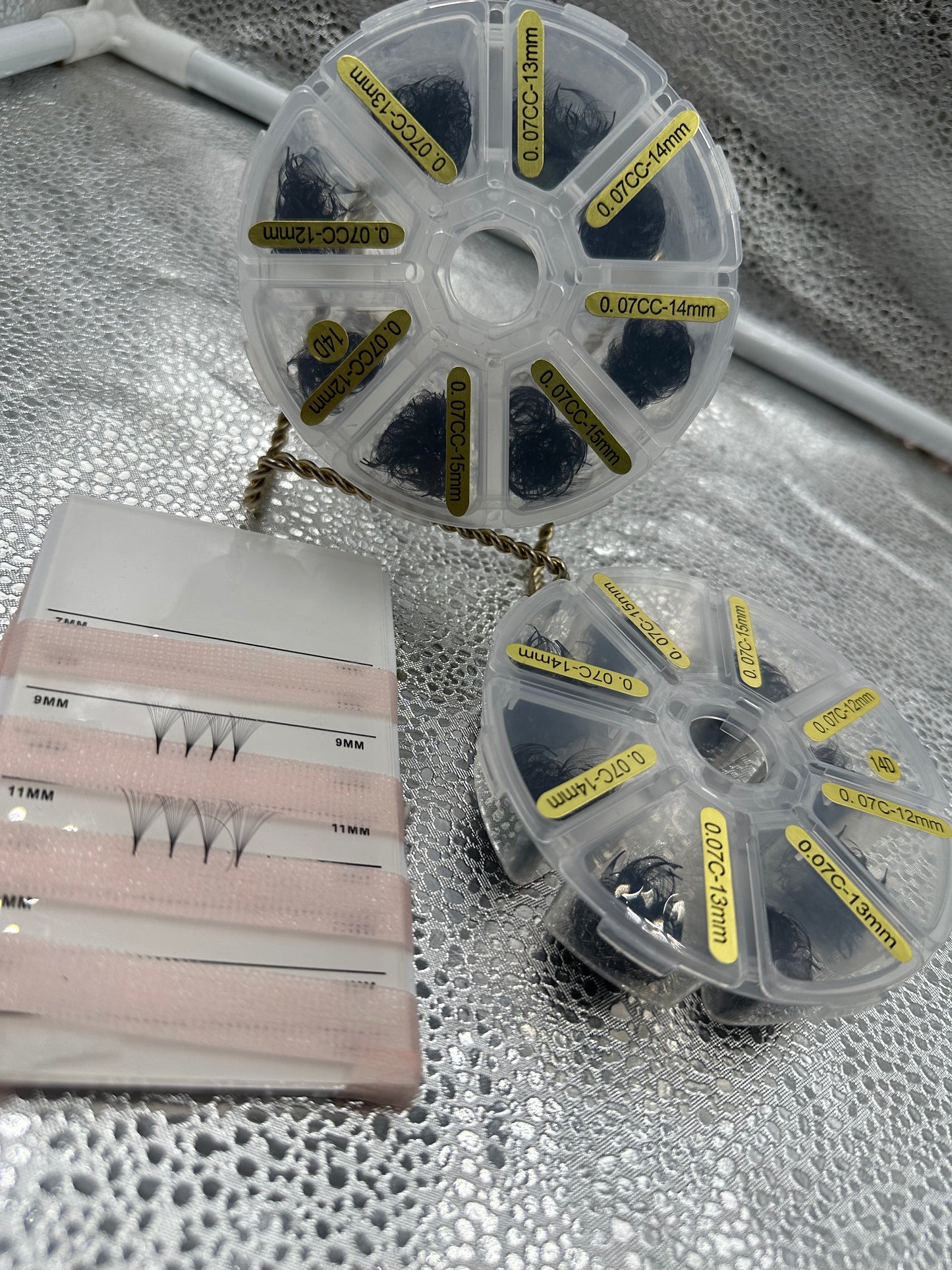Pre-Made 14D Volume Fans .07 (12-15MM) 500 Per case