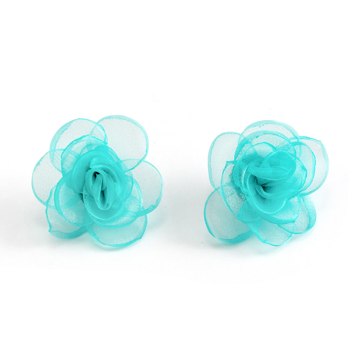 Mesh rose studs