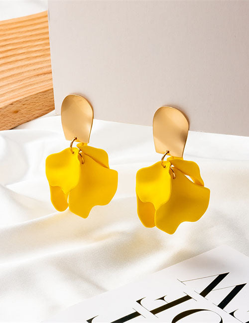 Gold Plate Petals