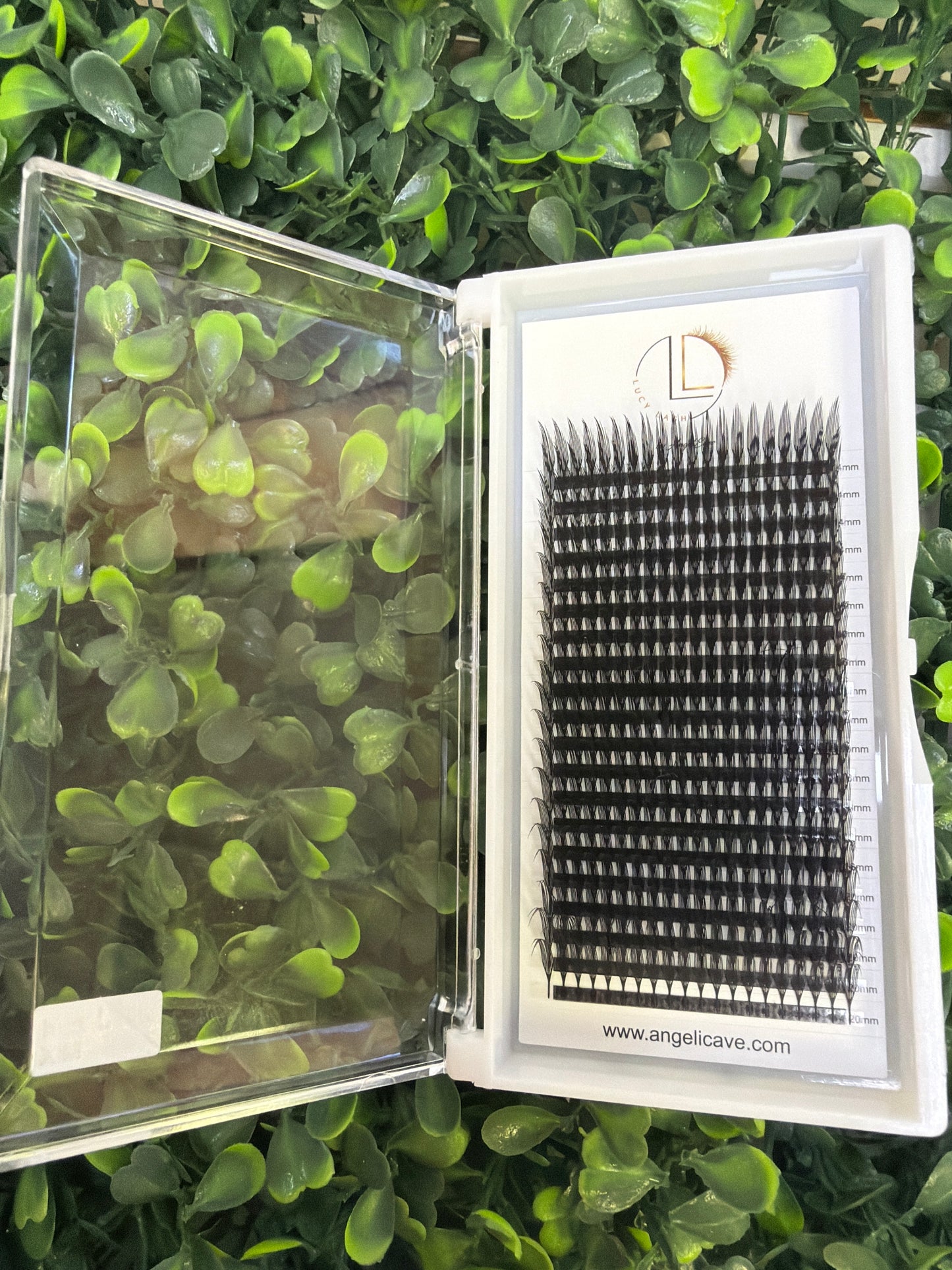 20 Row Anime Lash Trays