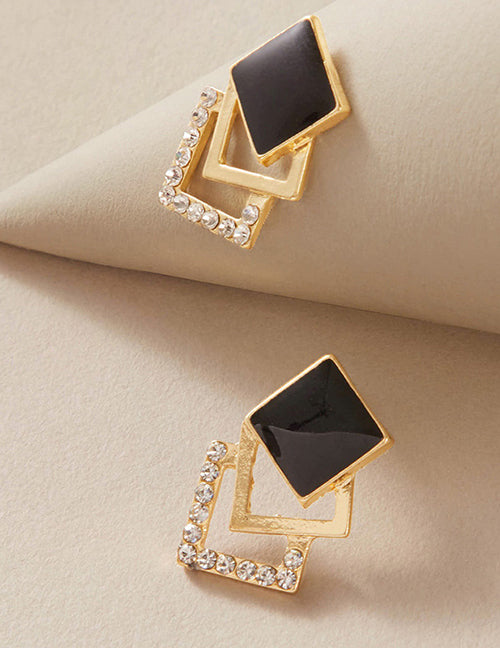 Belle studs
